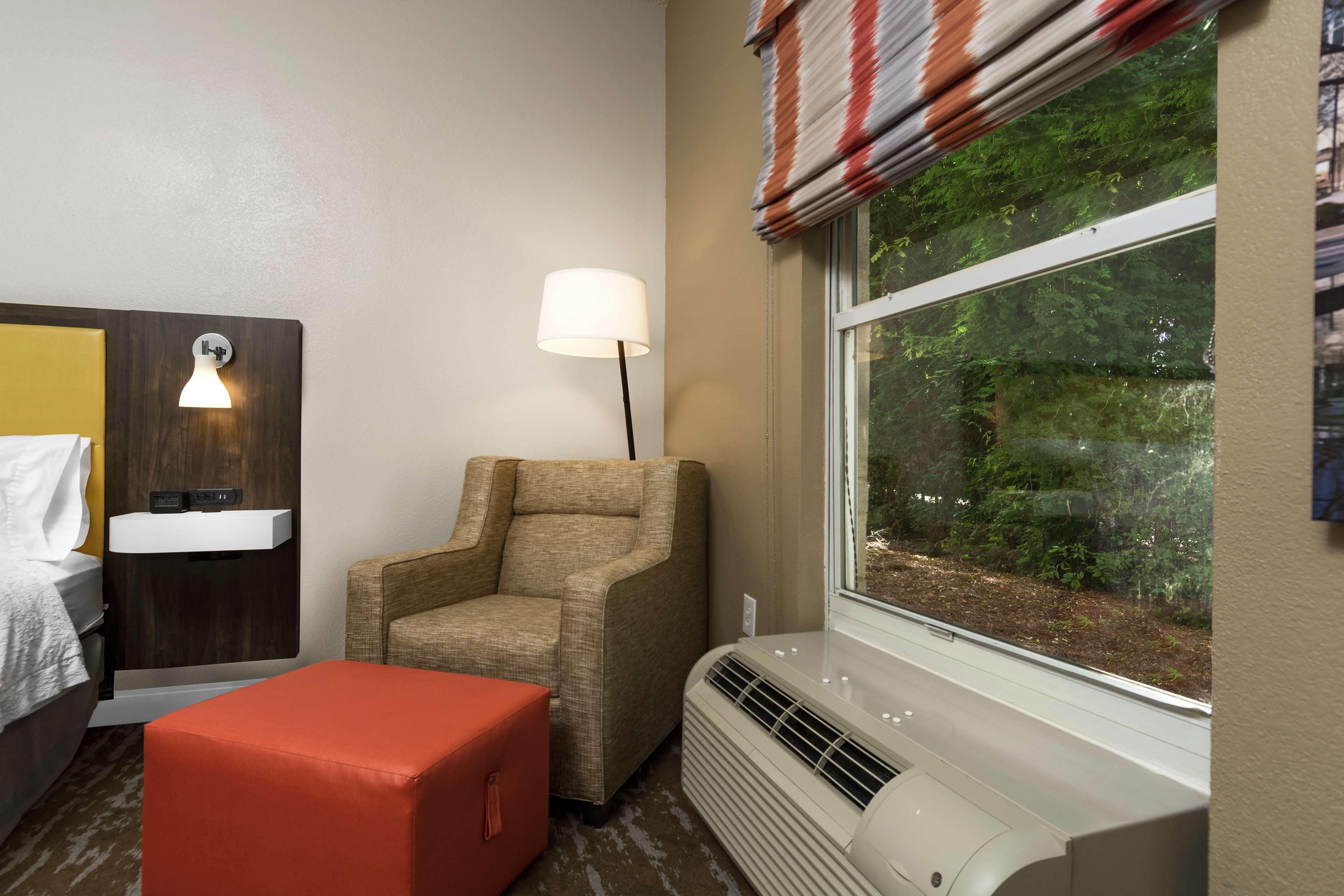 Hampton Inn & Suites Raleigh Cary Lenovo Center מראה חיצוני תמונה