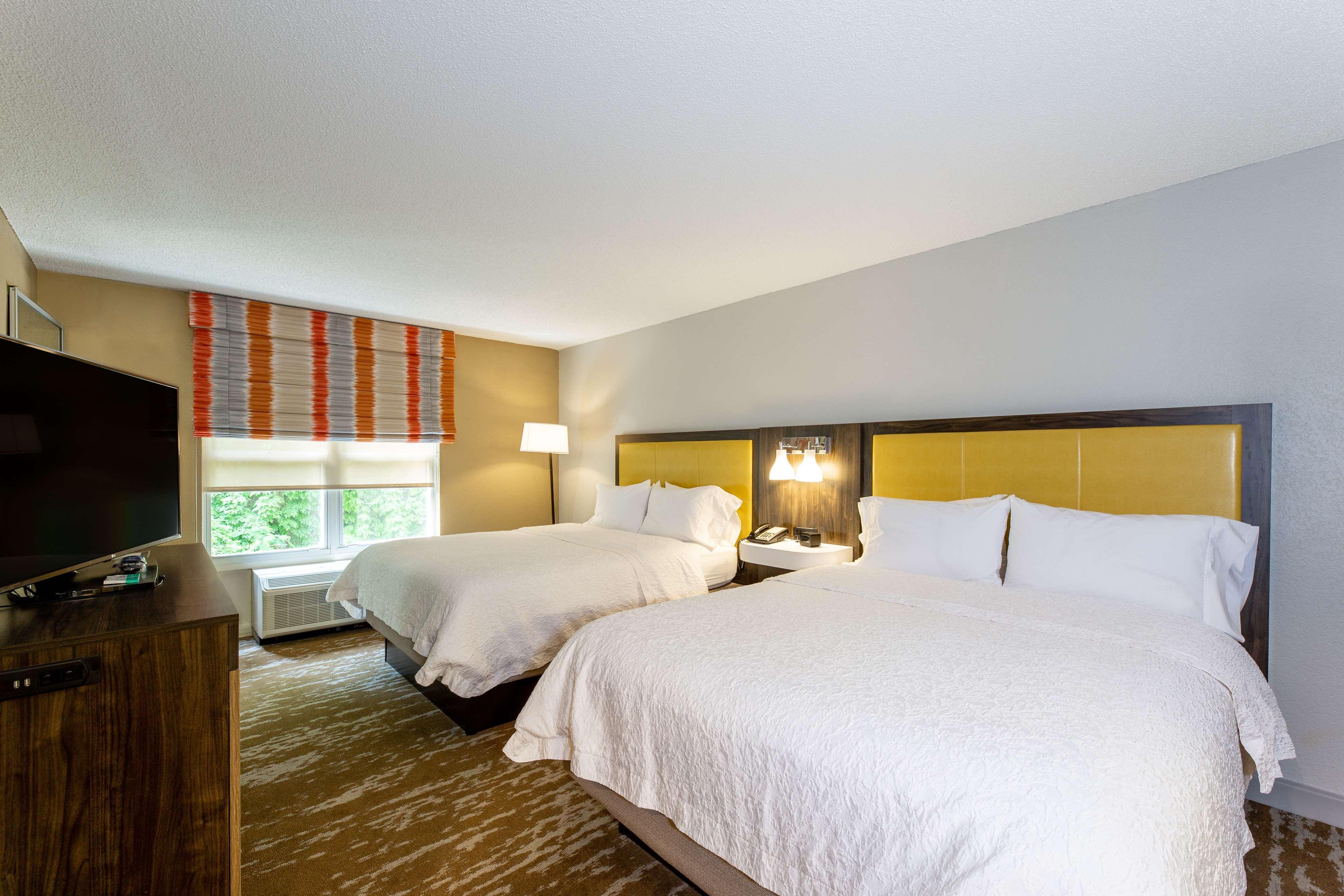 Hampton Inn & Suites Raleigh Cary Lenovo Center מראה חיצוני תמונה