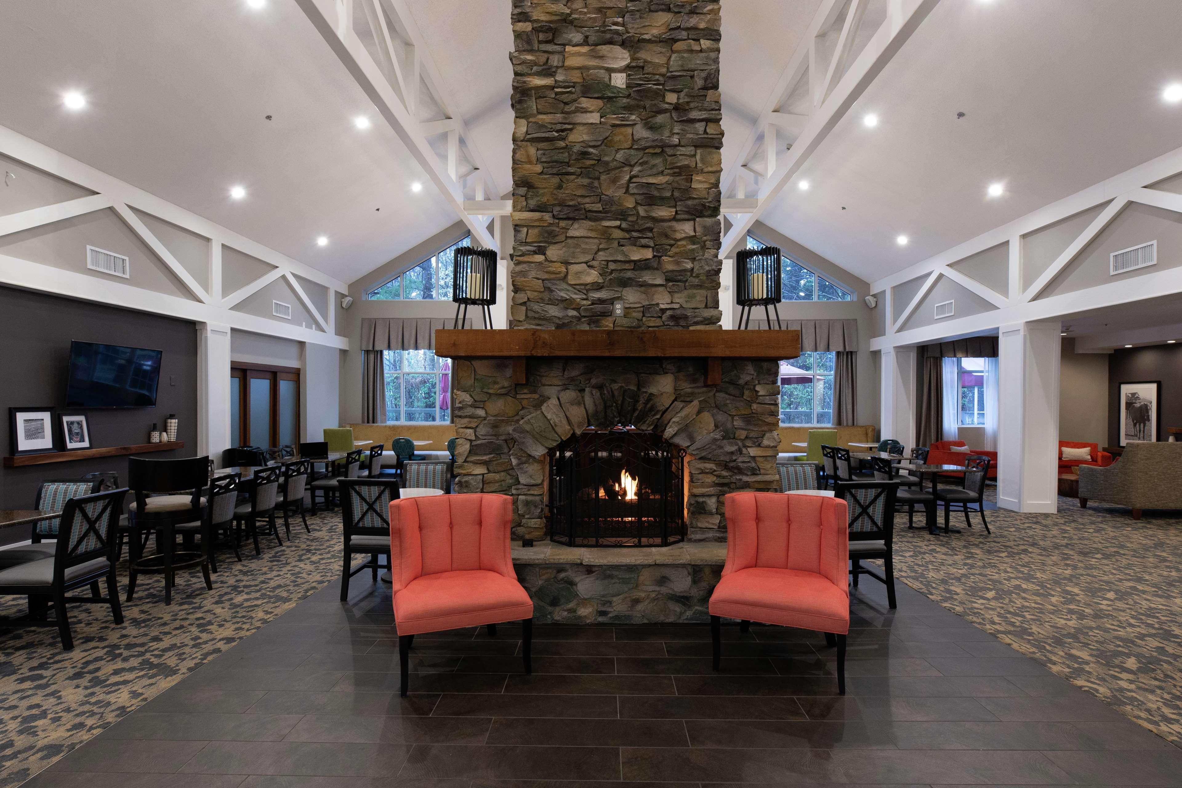 Hampton Inn & Suites Raleigh Cary Lenovo Center מראה חיצוני תמונה