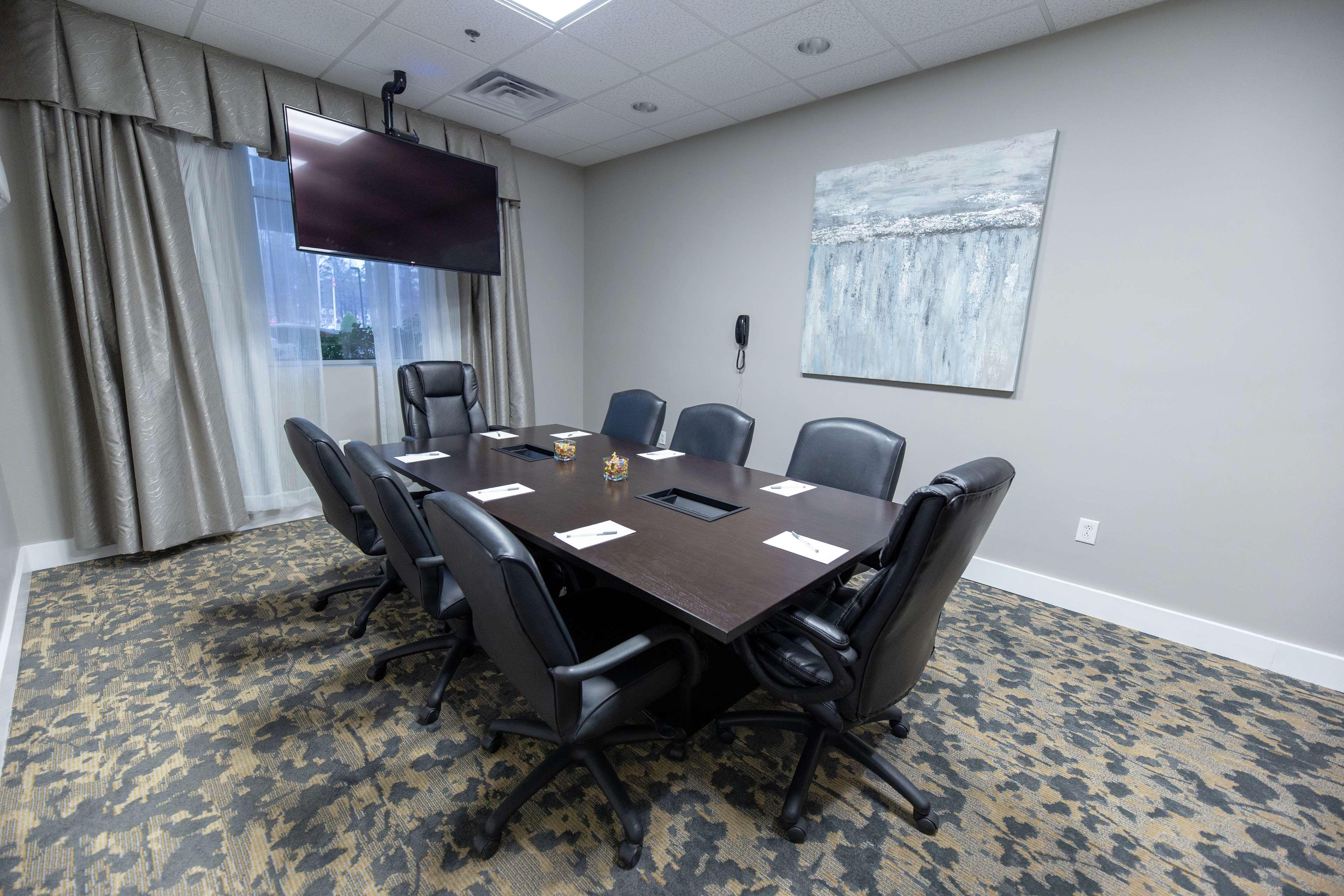 Hampton Inn & Suites Raleigh Cary Lenovo Center מראה חיצוני תמונה