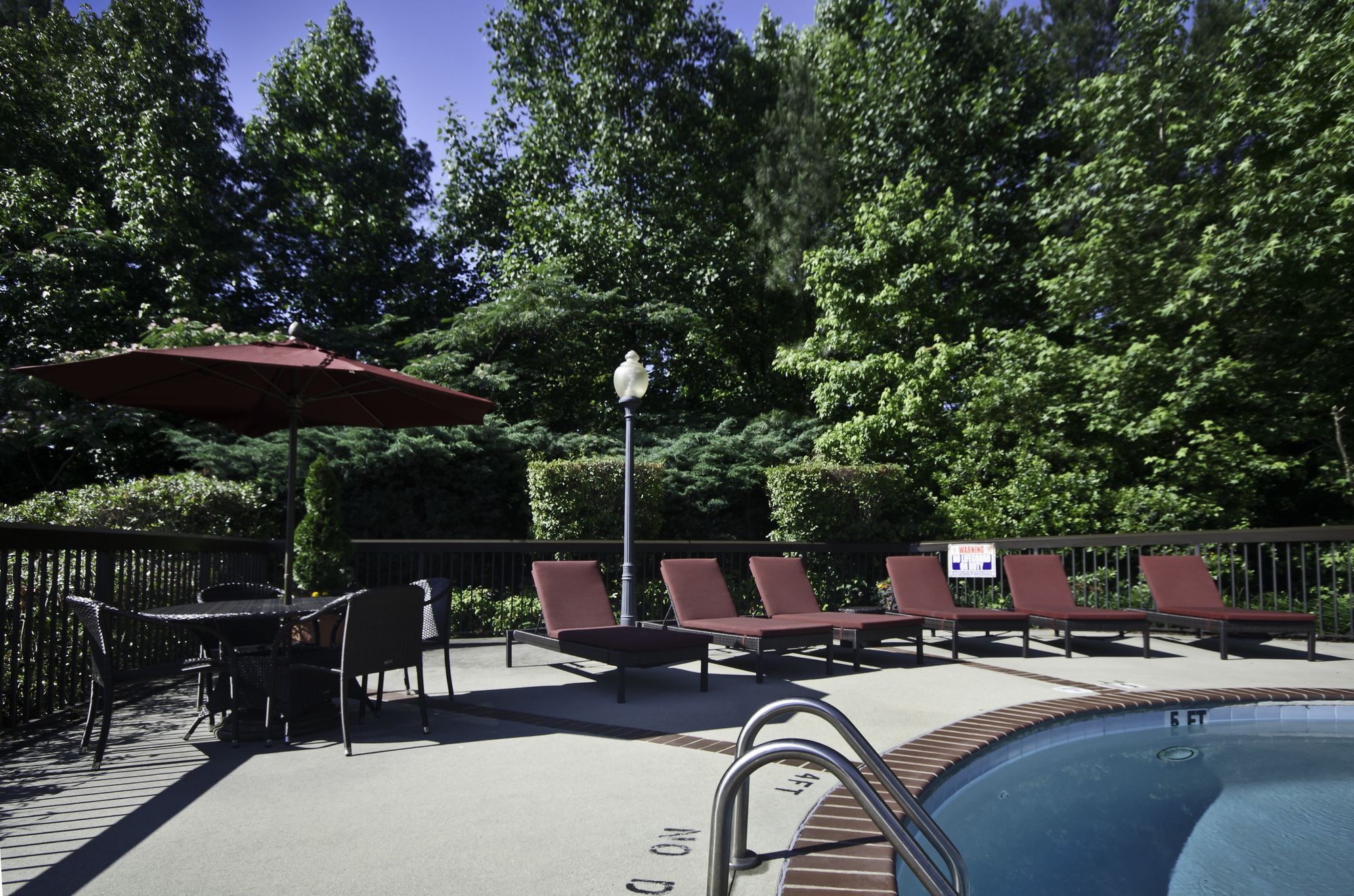 Hampton Inn & Suites Raleigh Cary Lenovo Center מראה חיצוני תמונה